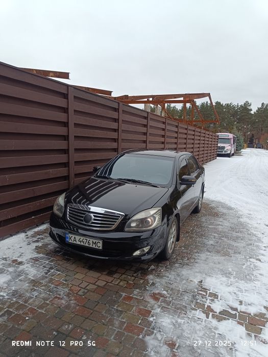 Продам geely sl 2012рік під ремонт