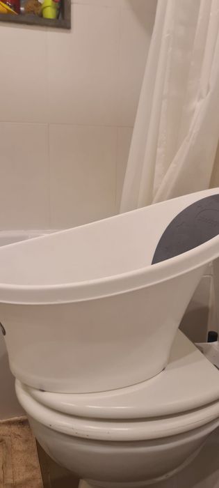 Banheira de bebé ergonómica Shnuggle