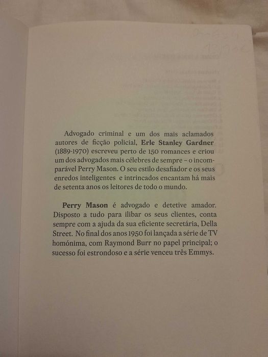 Perry Mason e O Caso do Gato Distraído