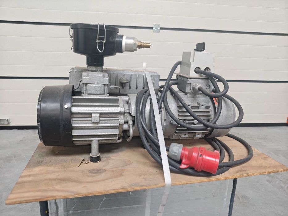 Pompa próżniowa BUSCH R5 RA 0025/0040 F