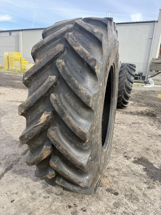 Opona 650/85R42 BKT