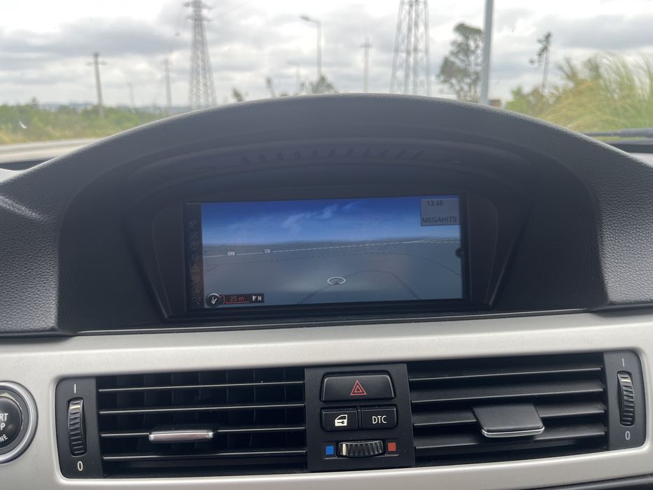 BMW 318d Serie 3 LCI