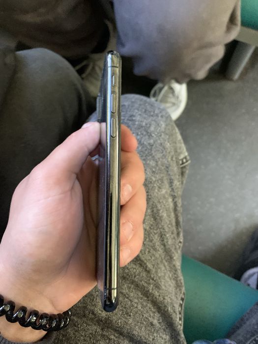 Продам iphone x 64 гб акб 76