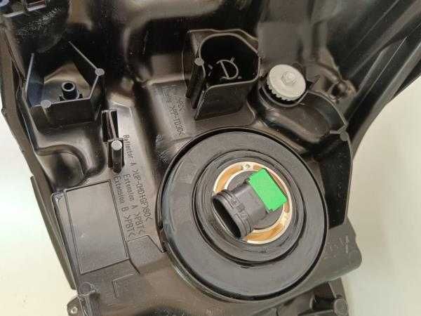Otica Esquerda Toyota Hilux | 116426