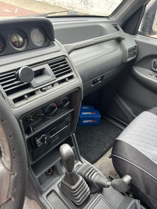MITSUBISHI Pajero 2.5 glx