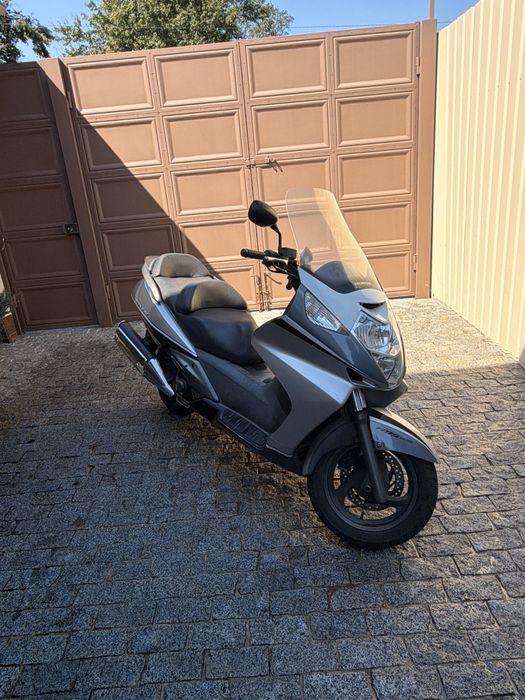 Мотоцикл Honda Silver Wing 600