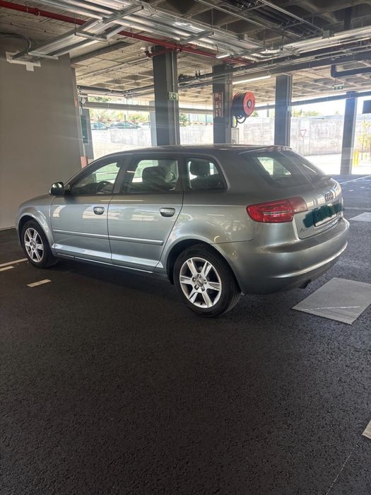 Audi A3 2009 5 portas