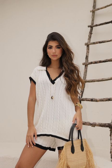 Linfo conjunto moda praia.