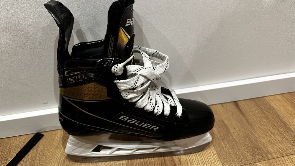 Хокейні ковзани Bauer Supreme UltraSonic,