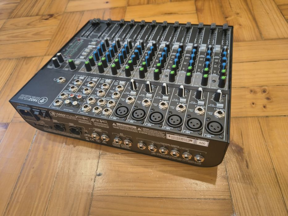 Mesa de Mistura Mackie 1402VLZ4