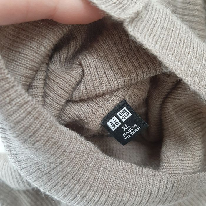 Beżowy wełniany golf uniqlo 42 XL