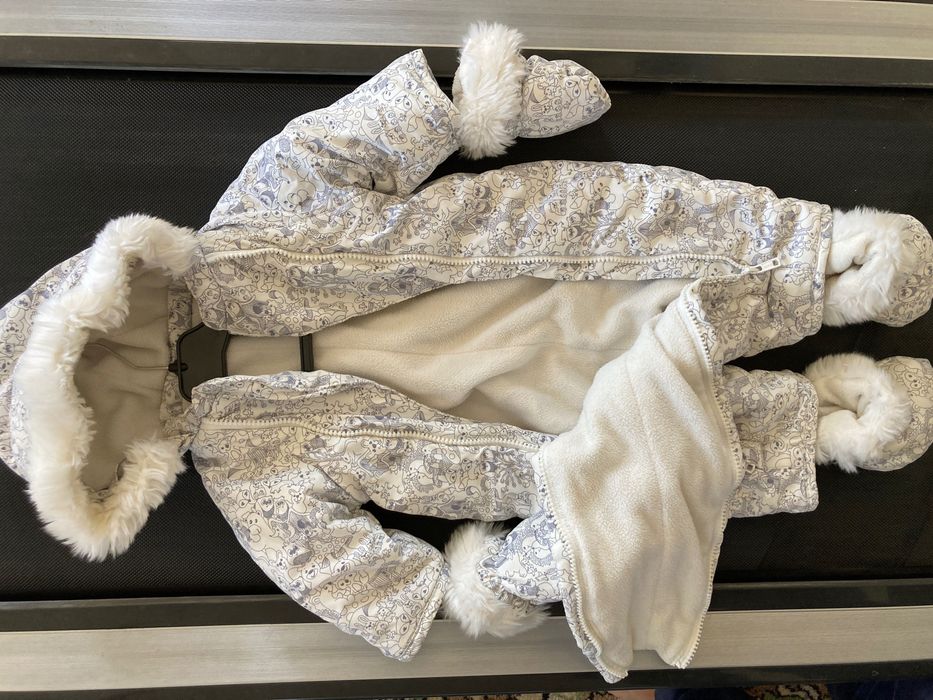 H&M. 62 розмір Дитячий теплий осінь - зима комбінезон.