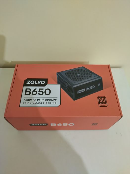 Fonte de Alimentação ZOLYD B650 80+ BRONZE - 650W - Impecável!