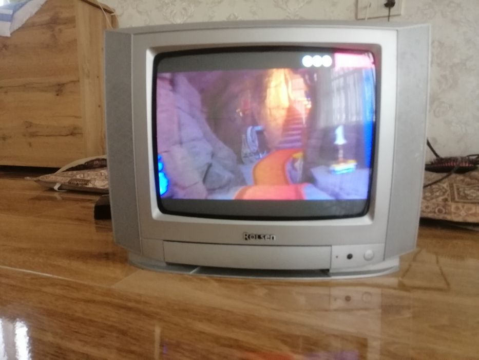 Телевизор Rolsen c1410