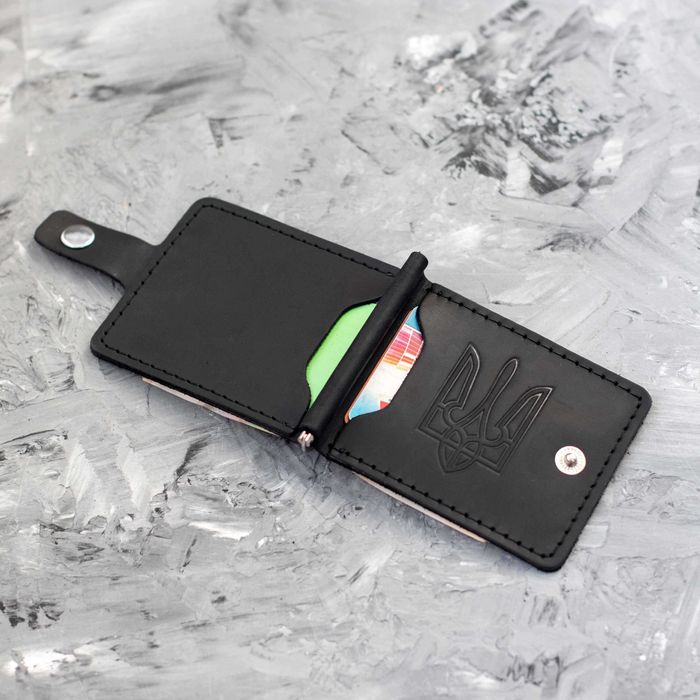 Затискач для грошей та карток на кнопці з тисненя герба України