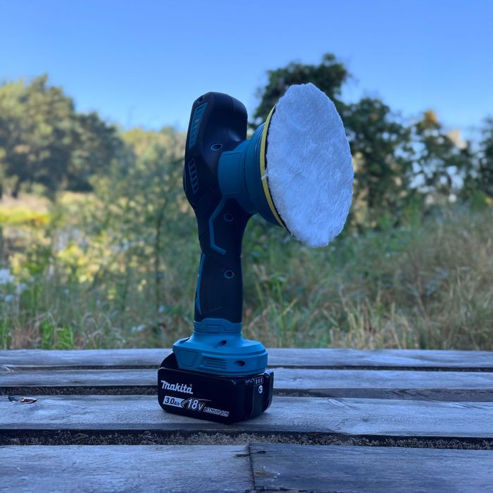 Szlifierka mimośrodowa do renowacji lamp samochodowych zgodna z MAKITA