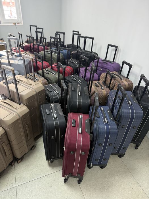 Валізи , валіза , чемодани. Розмір L,ХL,M.