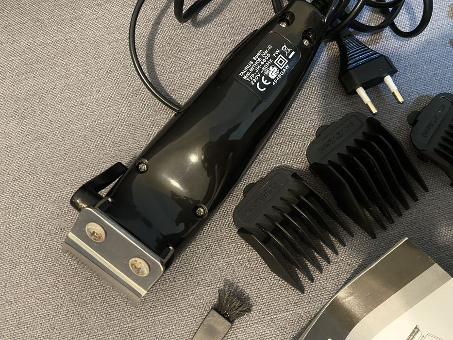 Máquina de Cabelo Taurus