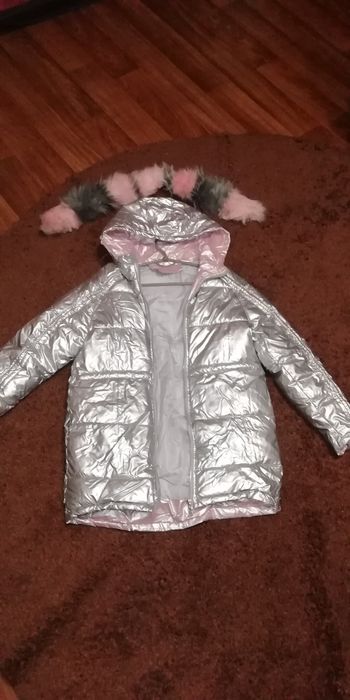 Зимняя куртка на девочку