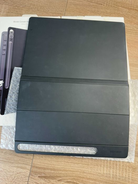 Чохол-клавіатура Samsung Tab S9+ Keyboard Slim Black EF-DX810 EF-DX815