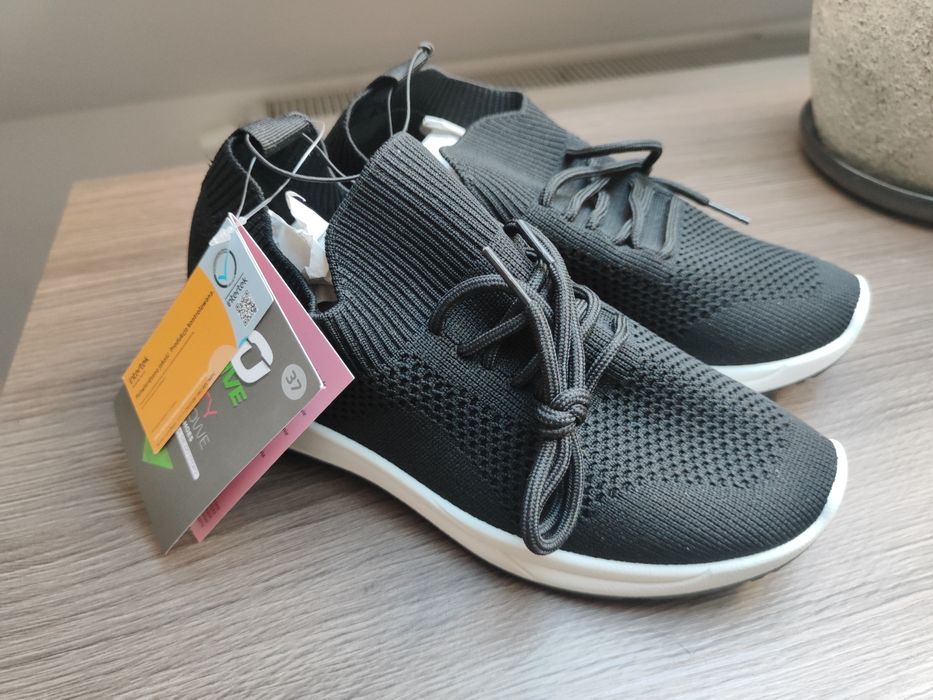 Goactive buty sportowe czarne 37 nowe