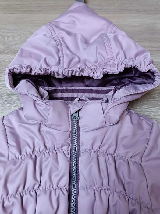 Płaszczyk przejściowy ocieplany suwak kieszenie kaptur 'Creamie' 104