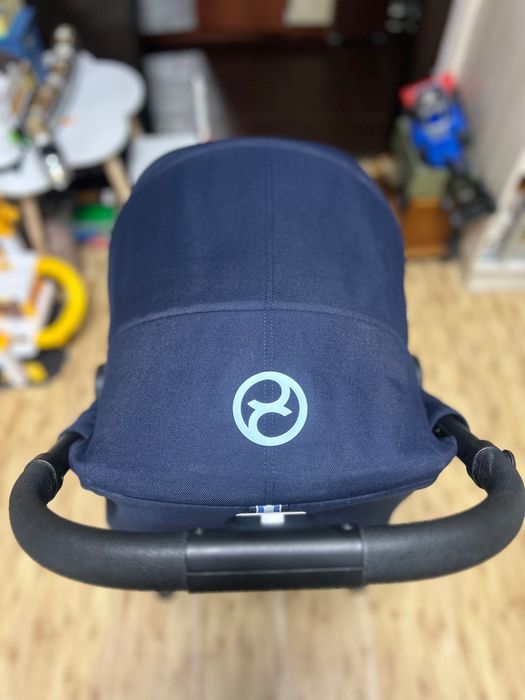 Прогулянкова коляска Cybex Beezy