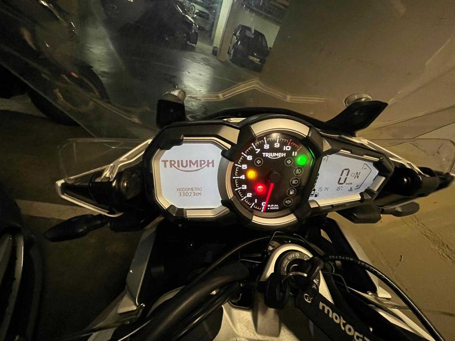 Triumph 1200 Explorer XcX Low