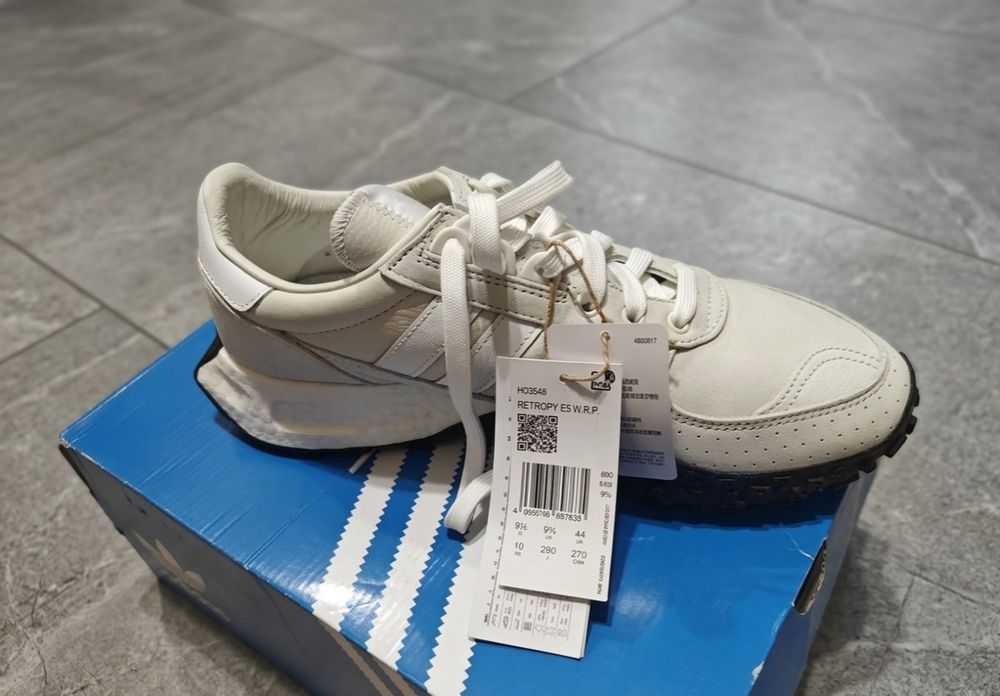 Кросівки Adidas Originals Retropy E5 W.R.P H03548. US10,EU44.