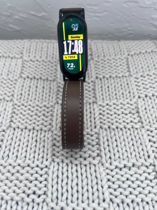 Продам Mi Bend 9