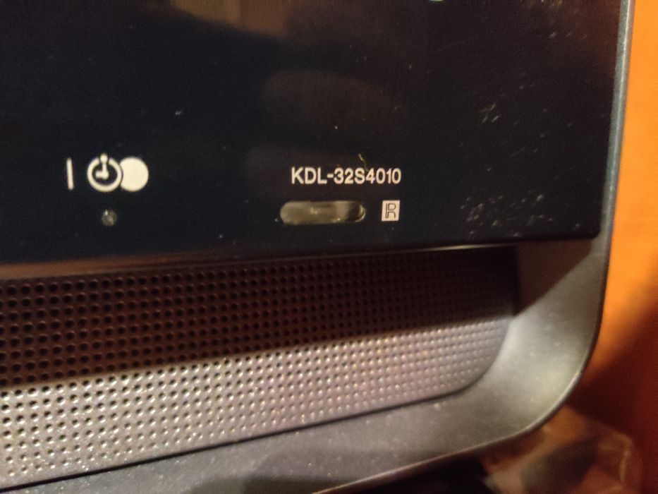 Telewizor 32 cale SONY Bravia KDL-32S4010 + dekoder