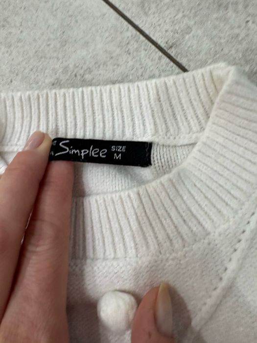Sweter damski biały ciepły M