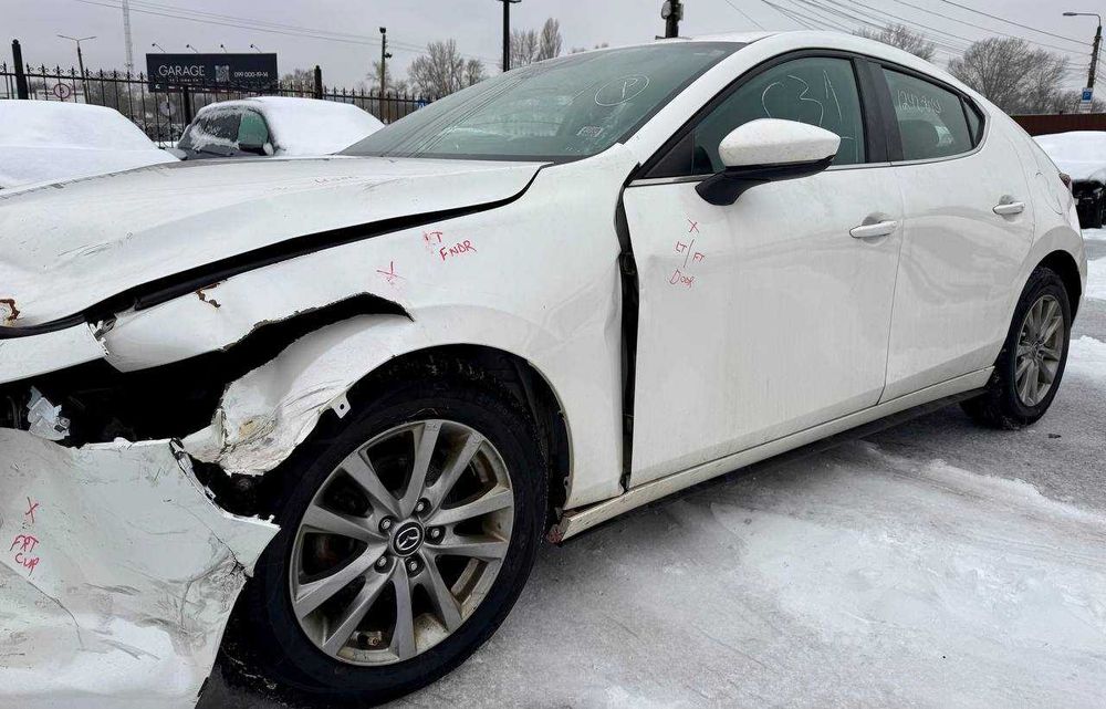 Продам Mazda 3 2019 без ремонту