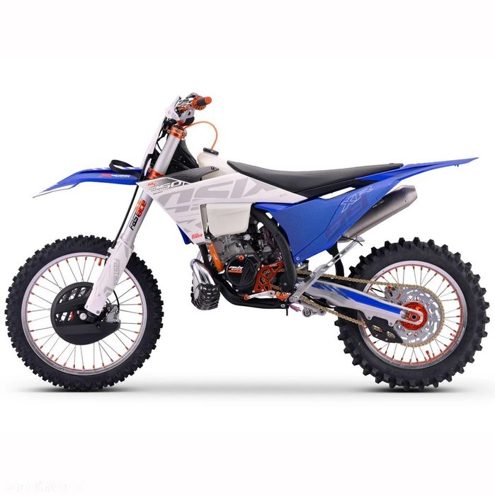 ASIX XR-99 Asix XR-99 250RR dwusuwowy silnik moc 32kM  Dulowa od ręki nowość 2026