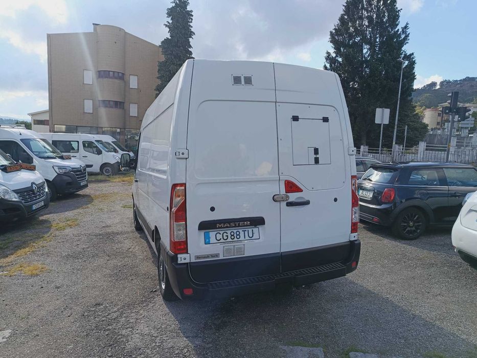 Renault Master 2.3 DCI 130cv L2H2