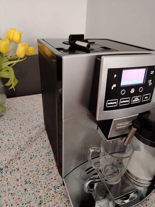 Кавоварка/кофемашина з Німеччини Delonghi Perfecra 5600