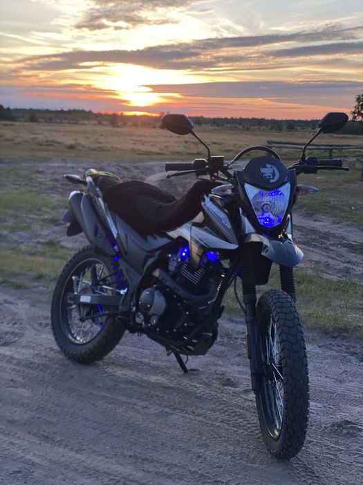 Продам лонкін прус200