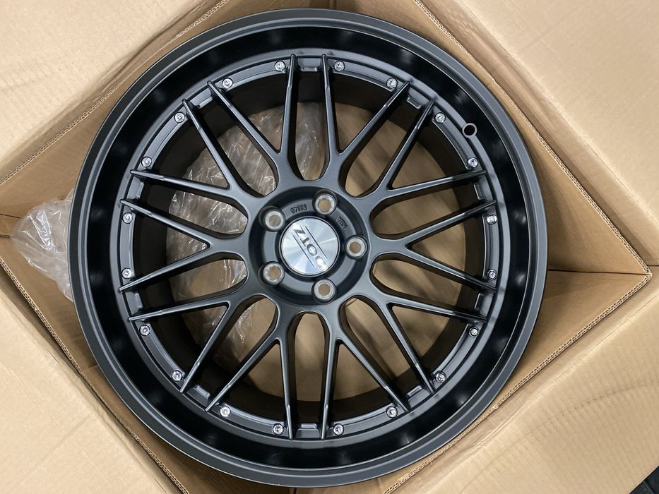 4x felgi aluminiowe 19" dotz revvo black edt 5x112 et45 oc70.1  9.5x19