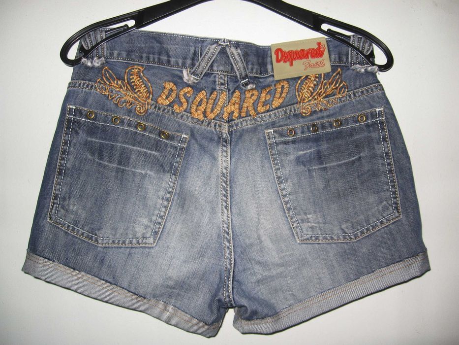 Шорты короткие Dsquared2.