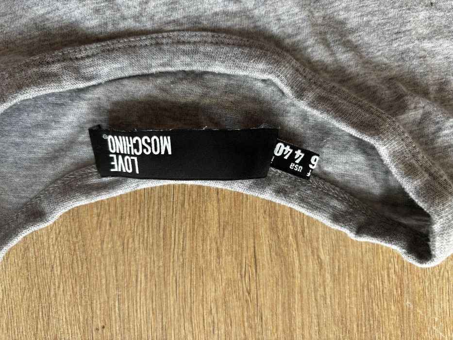 T-shirt damski Love Moschino