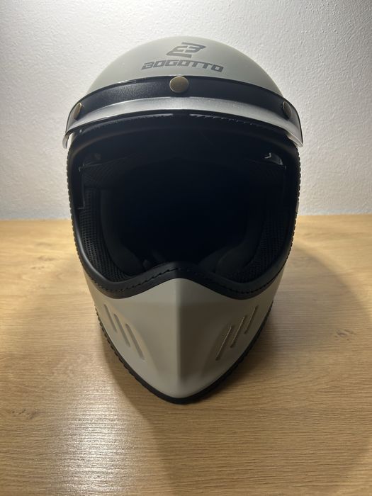 Capacete caferacer vintage de motocross