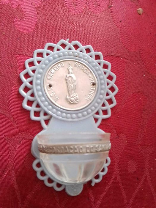 Louis Collection -Estatueta Mae e Filho-10E- Botao Vintage-2E Desde 2E