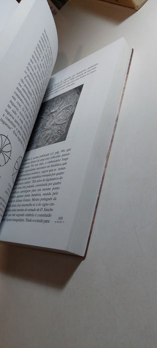 Portugal, Terra de Mistérios - Paulo Alexandre Loução (2001)