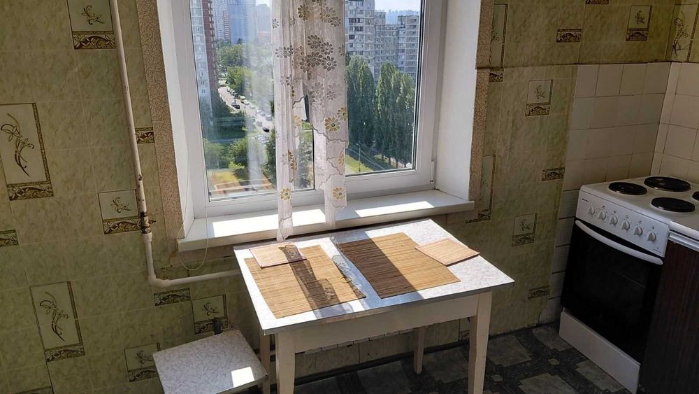 Здам 2 квартира, вул.Ревуцького, 11-В, Дарницький р-н., метро Харківська -20 хв.пішки, 10 000 грн.