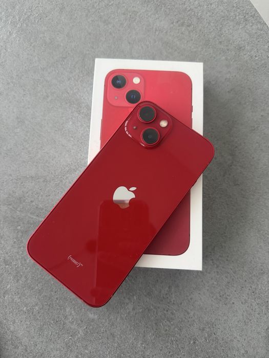 Продам iphone 13, 256, красный