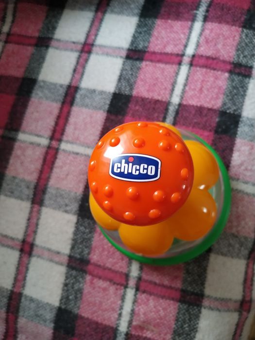 Продам детскую игрушку юлу Chicco