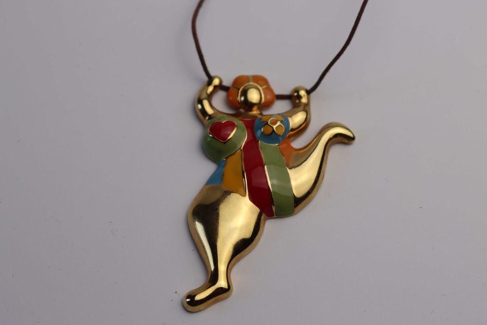 Niki de Saint Phalle - naszyjnik z wisiorkiem 'Nana', 1999 - unikat