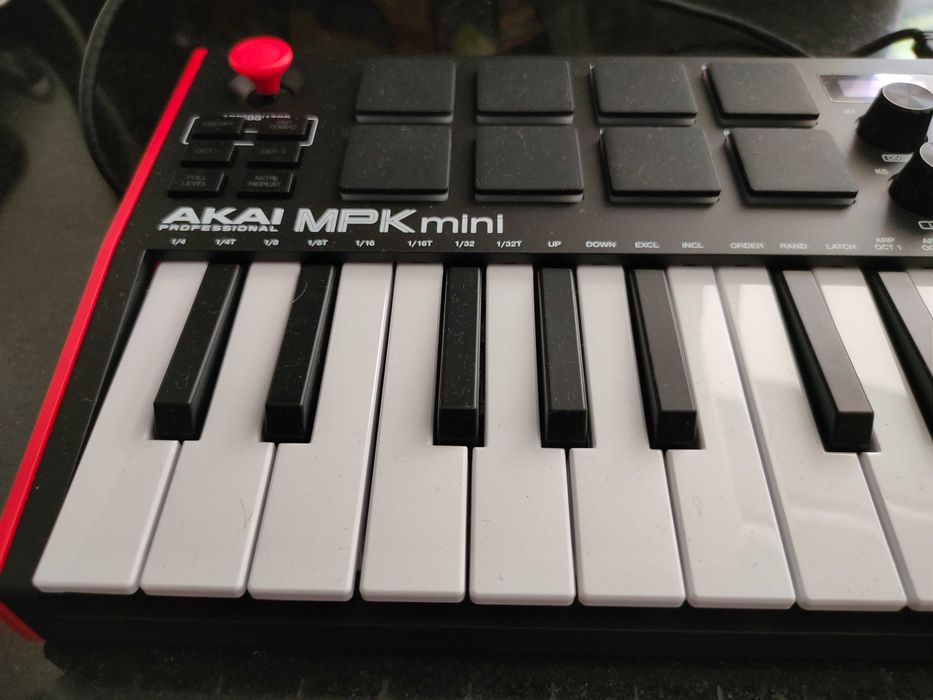 AKAI MPK MINI Profissional