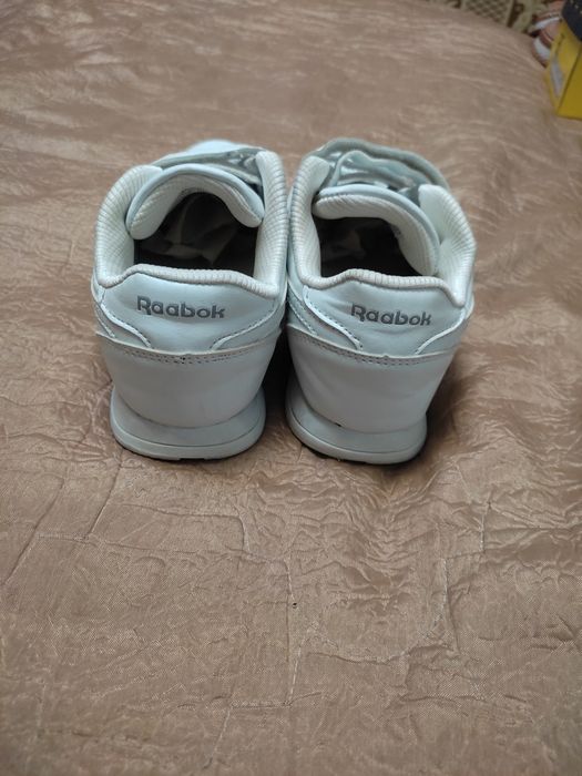 Кросівки білі, 23 см