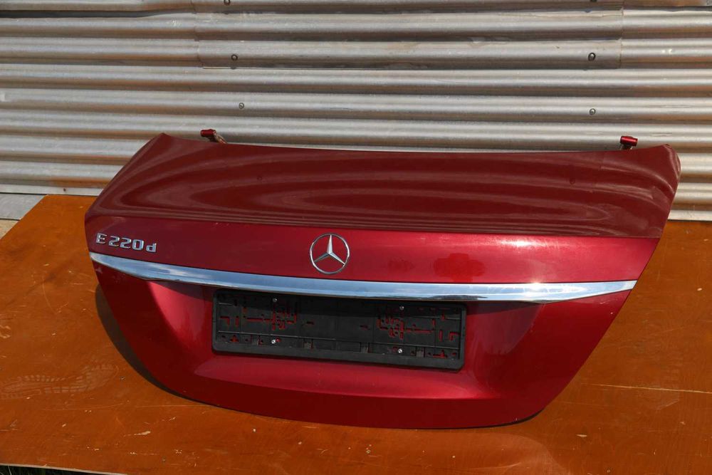 Крышка багажника Mercedes W213 седан идеал кришка мерседес